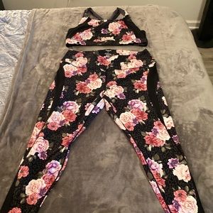 3XL leggings and sports bra